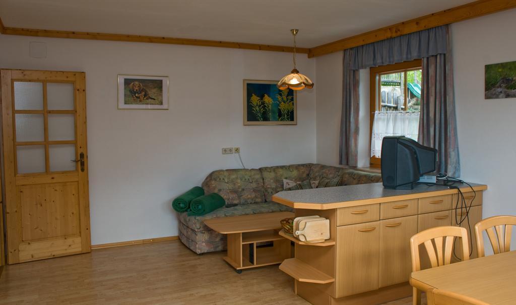 Lercherhof Feld am See Room photo