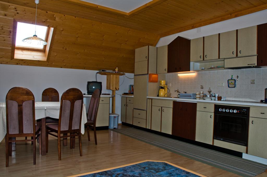 Lercherhof Feld am See Room photo
